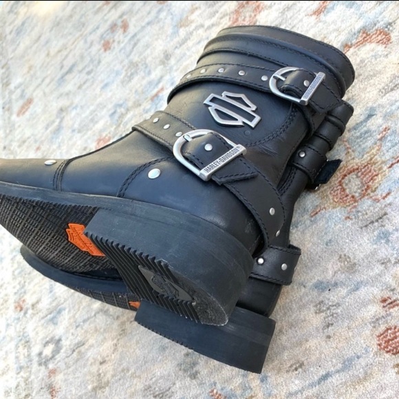 Harley-Davidson Women's EUC Black
Leather Ankle Boots Sz 7.5 - Picture 7 of 9